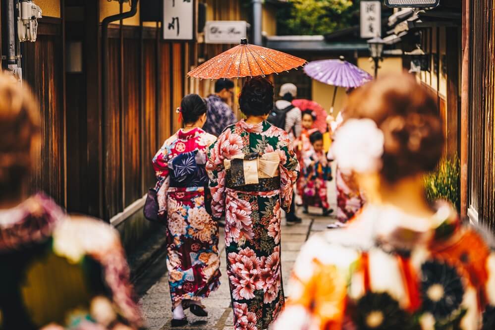 豊能町の着物買取口コミを妄信してはいけない！現役査定員に聞いた現実的なコツ